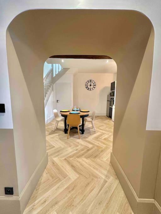 La Maison Des Cours - Wifi - Centre Ville Мулин Екстериор снимка